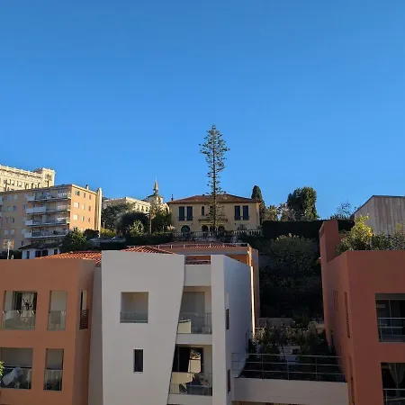 Appartement Vue Degagee, Emplacement Ideal, Climatise