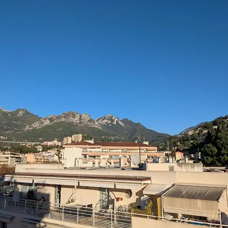 Vue Degagee, Emplacement Ideal, Climatise Menton