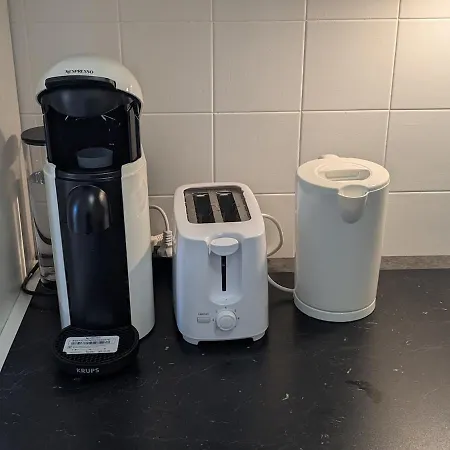 Vue Degagee, Emplacement Ideal, Climatise مينتون