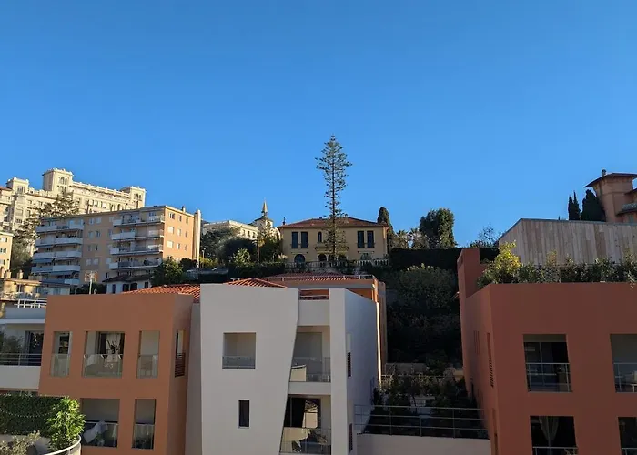 Apartment Vue Degagee, Emplacement Ideal, Climatise