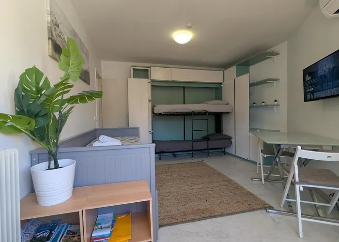 Apartment Vue Degagee, Emplacement Ideal, Climatise Menton