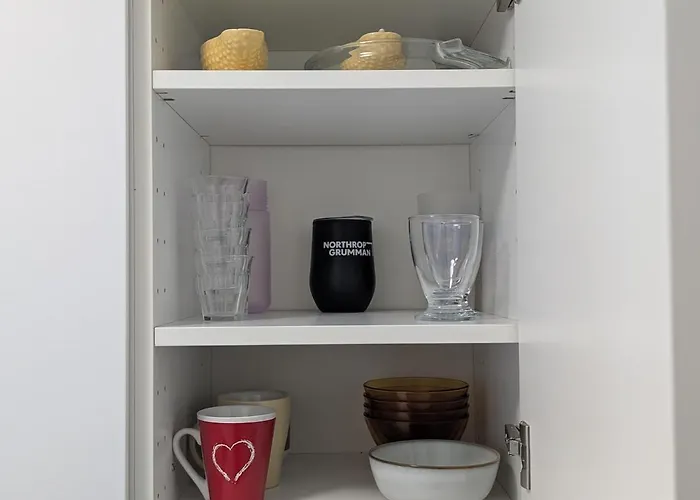 Vue Degagee, Emplacement Ideal, Climatise *